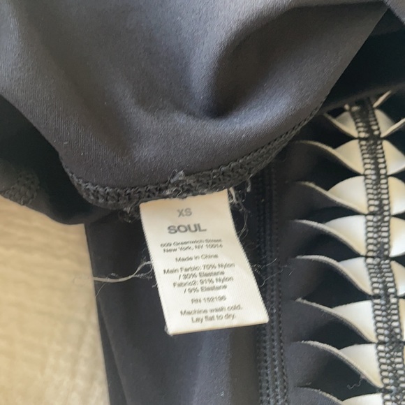 SoulCycle Double Pintuck Legging - Picture 8 of 8